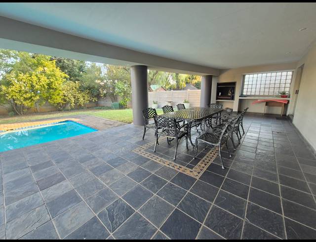 3 BEDROOM HOUSE FOR SALE IN VANDERBIJLPARK SE 3